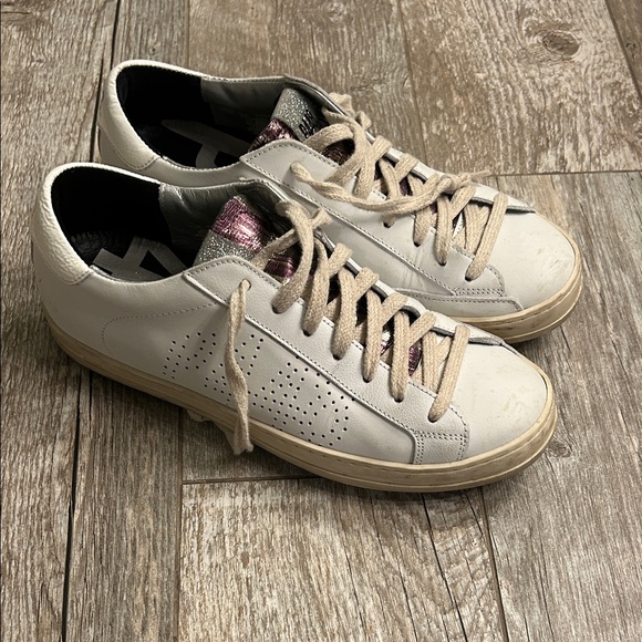 P448 Shoes - P448 white sneakers sz 39 (8.5/9) metallic tongue detail Like new